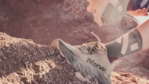 NNormal trail & hiking shoes